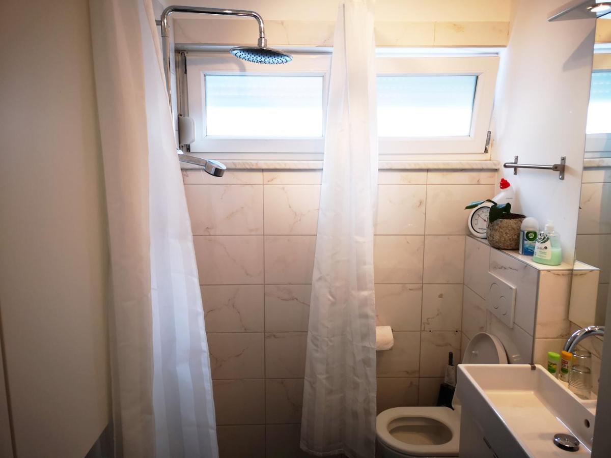 Apartment Am Inn Инсбрук Экстерьер фото